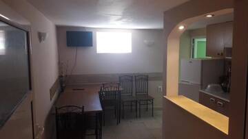 Фото номера Дом с 5 спальнями Дома для отпуска Guest House Gorski Kut г. Granitovo 76