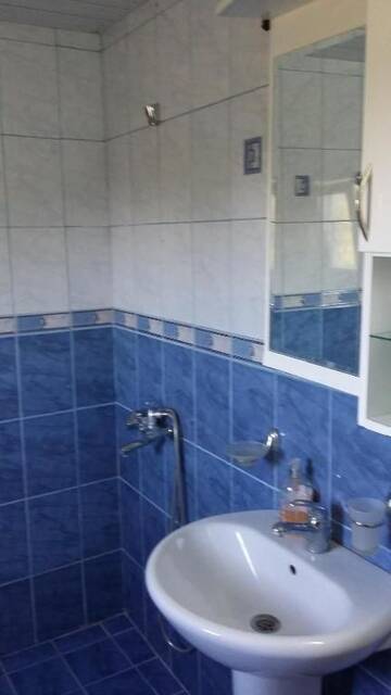 Фото номера Дом с 5 спальнями Дома для отпуска Guest House Gorski Kut г. Granitovo 46