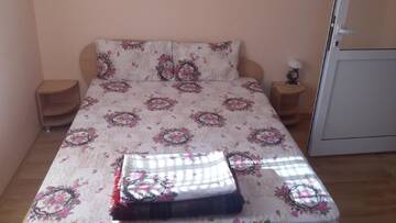 Фото номера Дом с 5 спальнями Дома для отпуска Guest House Gorski Kut г. Granitovo 26
