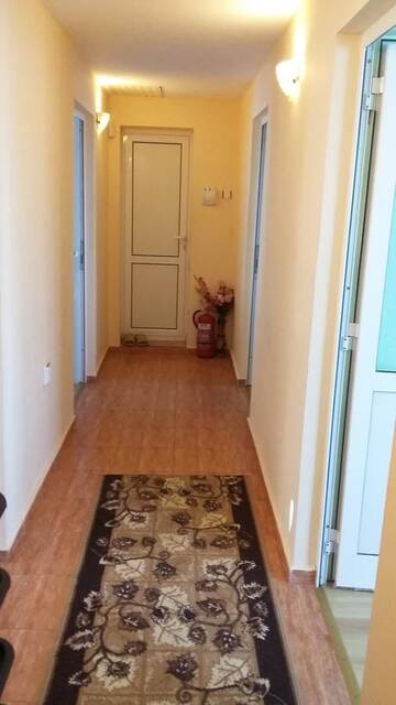 Фото номера Дом с 5 спальнями Дома для отпуска Guest House Gorski Kut г. Granitovo 32