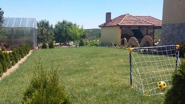 Фото номера Дом с 5 спальнями Дома для отпуска Guest House Gorski Kut г. Granitovo 33
